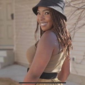 Meet your Posher, Fionfion